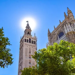 https://en-el-corazn-de-triana-sevilla.es-andalucia.com
